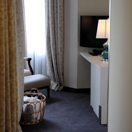 Carlton - Adults Only Salzburg